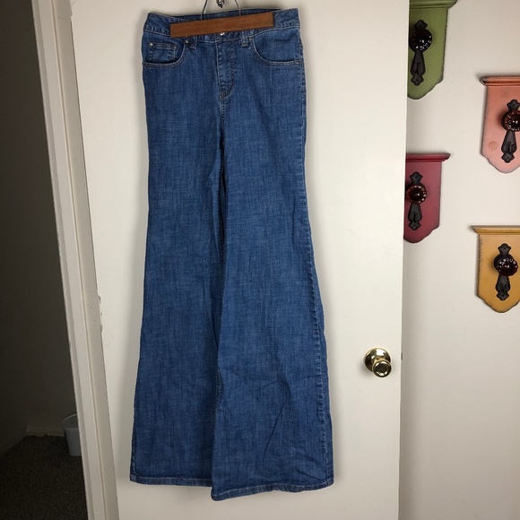 LONDONJEAN Denim - VICTORIA'S SECRET Bell Bottoms High Rise Jeans 4